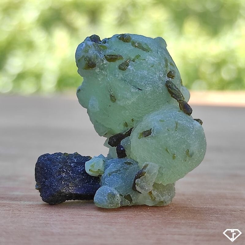 Prehnite sur Épidote Brute - Pierre Naturelle Du Mali | Collection, Idée Cadeau, Lithotherapie
