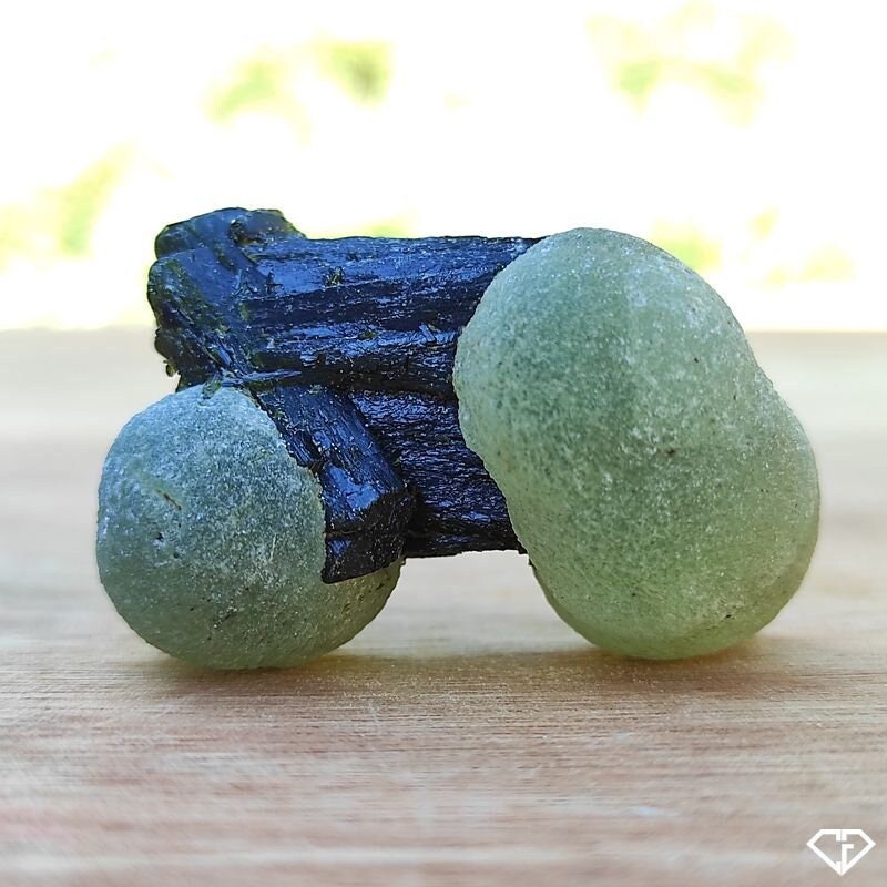 Prehnite sur Épidote Brute - Pierre Naturelle Du Mali | Collection, Idée Cadeau, Lithotherapie