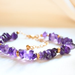 AMETHYSTE, Boho-Armband aus natürlichem Amethyststein, verstellbares Silber925-Armband oder vergoldetes Silberarmband.