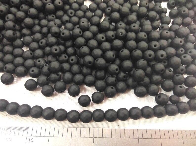 2stradns  16 Crab Natural black Jet  Glass Faceted   round Ball Beads jewelry supply,black jewelry beads 6mm