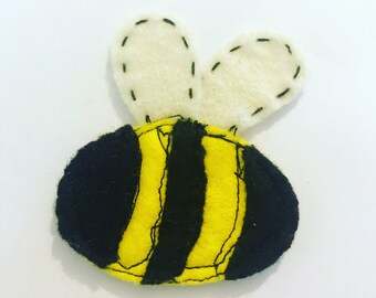 Bumble Bee Brooch, Felt Brooch, Insect brooch, Bee Gift, Gift for Her, Zebra Gift, Gift for Zebra Lover