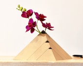 Eco-friendly Pyramids Vase in Recycled Wood Ideal Ikebana Eco Responsible