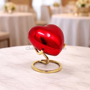 Urna commemorativa a forma di cuore rosso per le ceneri: ricordo di cremazione commemorativa