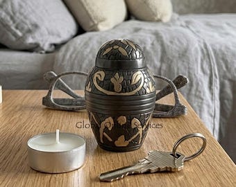 Floral Keepsake Cremation Urn: Small Windsor Black Memorial Urn