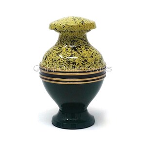 Beautiful Green Keepsake Urn for Cremation Ashes
