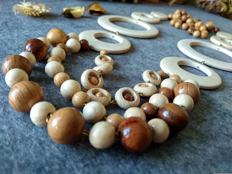 Juniper Gift Aroma Jewelry Modern Mama Necklace Extra Large Juniper Necklace Light Juniper