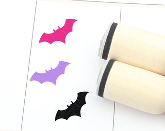 Bat Eyeliner Stamp 