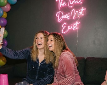 The Limit Does Not Exist Neon Sign, Mean Girls Quote, Graduation Party Prop, Y2K Theme Decor, Teen Girl Gift, Dorm Room Art