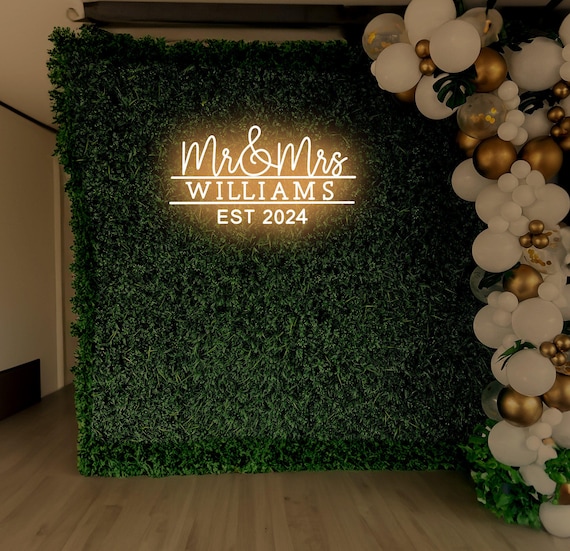 Custom Mr and Mrs Wedding Neon Sign: Minimalist Family Name Decor