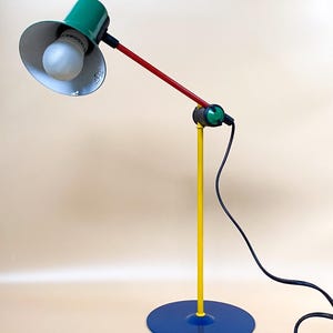 Veneta Lumi - Tischlampe aus der Metallserie Z1-90 von Veneta Lumi, vintage ann 90, colori vivci