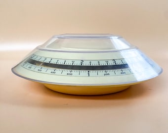 Guzzini - Bilancia vintage anni 90 gialla - Diseño Furio Minuti - Modello Lady B