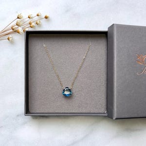 Chic 14k solid gold London Blue Topaz necklace, Solid gold necklace, Topaz necklace, Gold jewellery, Wedding jewellery, Blue necklace