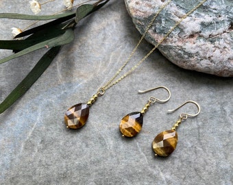 Gorgeous jewellery set, Tiger eye necklace, Tiger eye earrings, 18k gold Vermeil jewellery set, Gemstone jewellery set, Gift