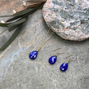 Gorgeous jewellery set,  Lapis lazuli necklace, Lapis lazuli earrings, 18k gold Vermeil jewellery set, Gemstone jewellery set, Gift