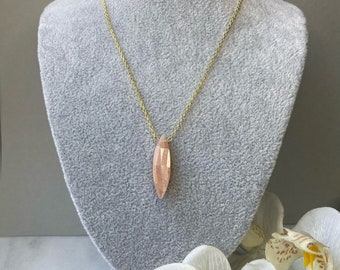 Unique Moonstone necklace, Gold Vermeil necklace, Peach Moonstone necklace, Gemstone necklace, Chakra necklace, Moonstone jewellery, Gift