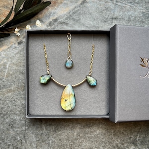 Stunning one of a kind Labradorite necklace, 14k Gold filled necklace, Gemstone necklace, Labradorite jewellery, Wedding jewellery, Gift