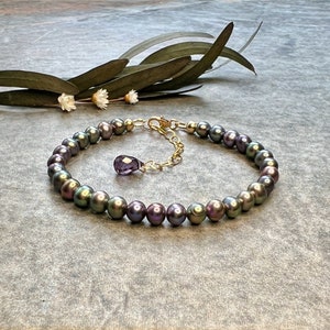 Chic one of a kind Peacock Black Pearl bracelet, 14k Gold filled bracelet, Black Pearl bracelet, Pearl jewellery, Black Pearl, Pearl, Gift