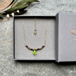 Luxe one of a kind Peridot and Garnet necklace, 14k Gold filled necklac, Peridot necklace, Garnet necklace, Women necklace, Wedding jewelry