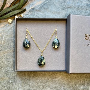 Gorgeous one of a kind Kambaba Jasper jewellery set, Jasper necklace, Jasper earrings, 14k gold filled jewellery, Gemstone jewellery, Gift