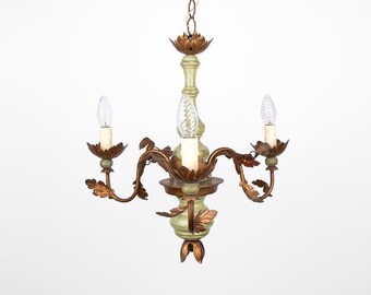 Large chandelier with gilt metal and green painted wood - Italian design lighting from the 1950s