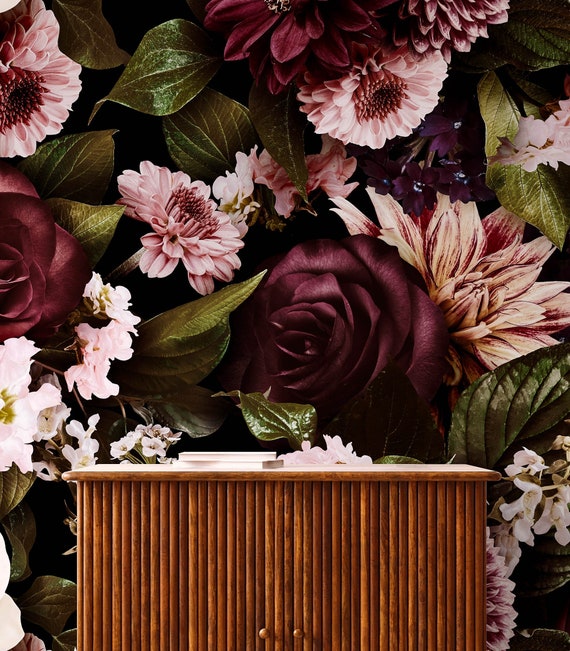 Dark Vintage Floral Wallpaper