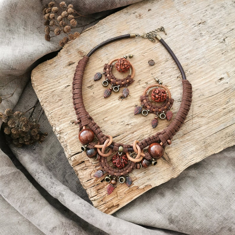 Boho Makramee Schmuck Set, Rustikale Lederband Bib Halskette Und Ohrringe Bild 5