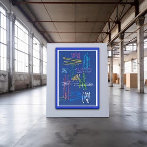 K&ouml;nnte beinhalten: Abstrakter Kunstdruck mit bunten Linien und Formen auf einem dunkelblauen Hintergrund. Der Druck ist in einem blauen Rahmen gerahmt und wird an einer wei&szlig;en Wand in einer Lagerhalle ausgestellt.