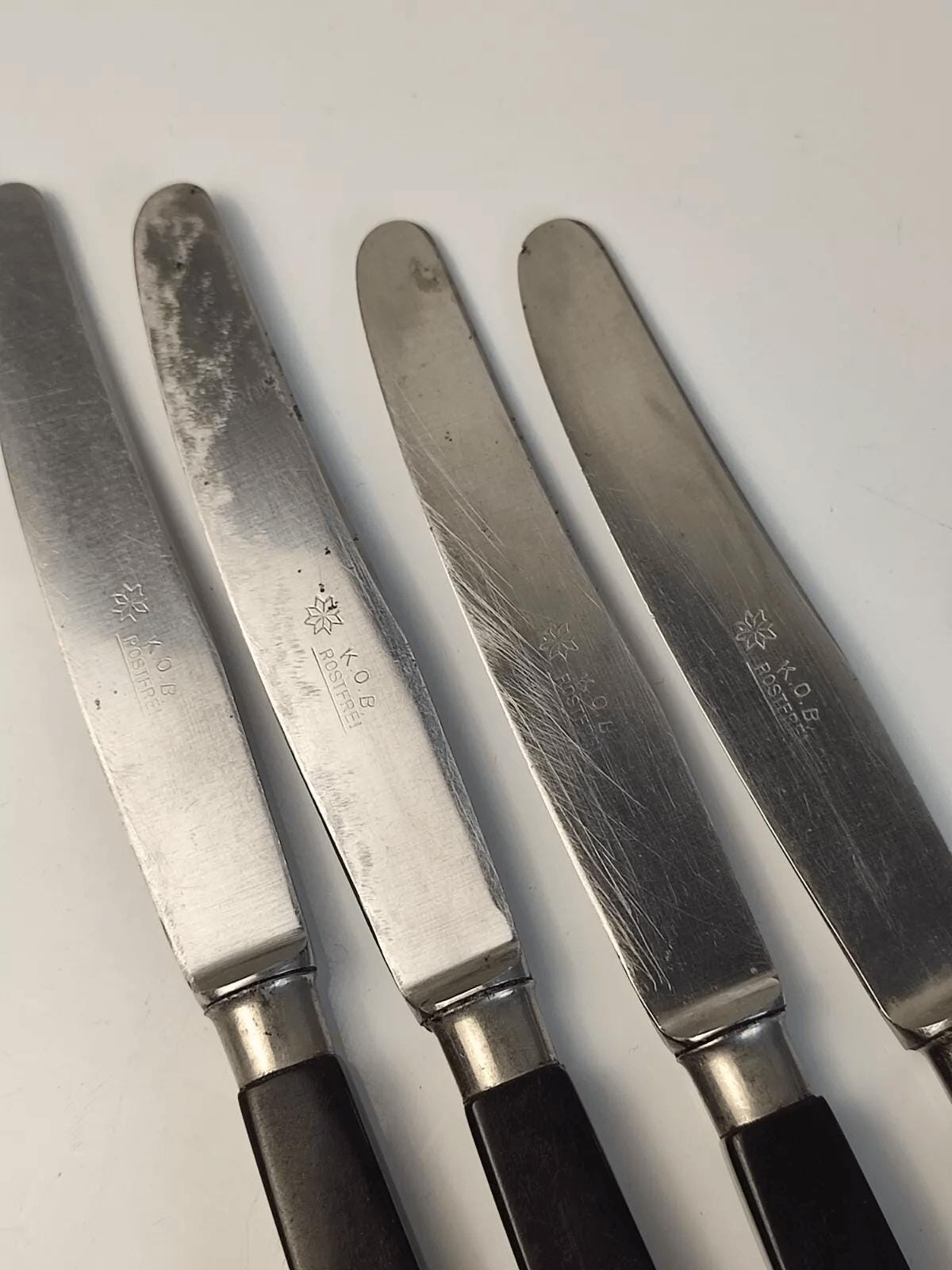Vintage K.O.B. Rostfrei Knives – Set of 4 – Bakelite Handles – Germany ...