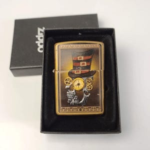 ZIPPO Windproof Lighter Skull And Gears Design Gold Color ZIPPO Brass