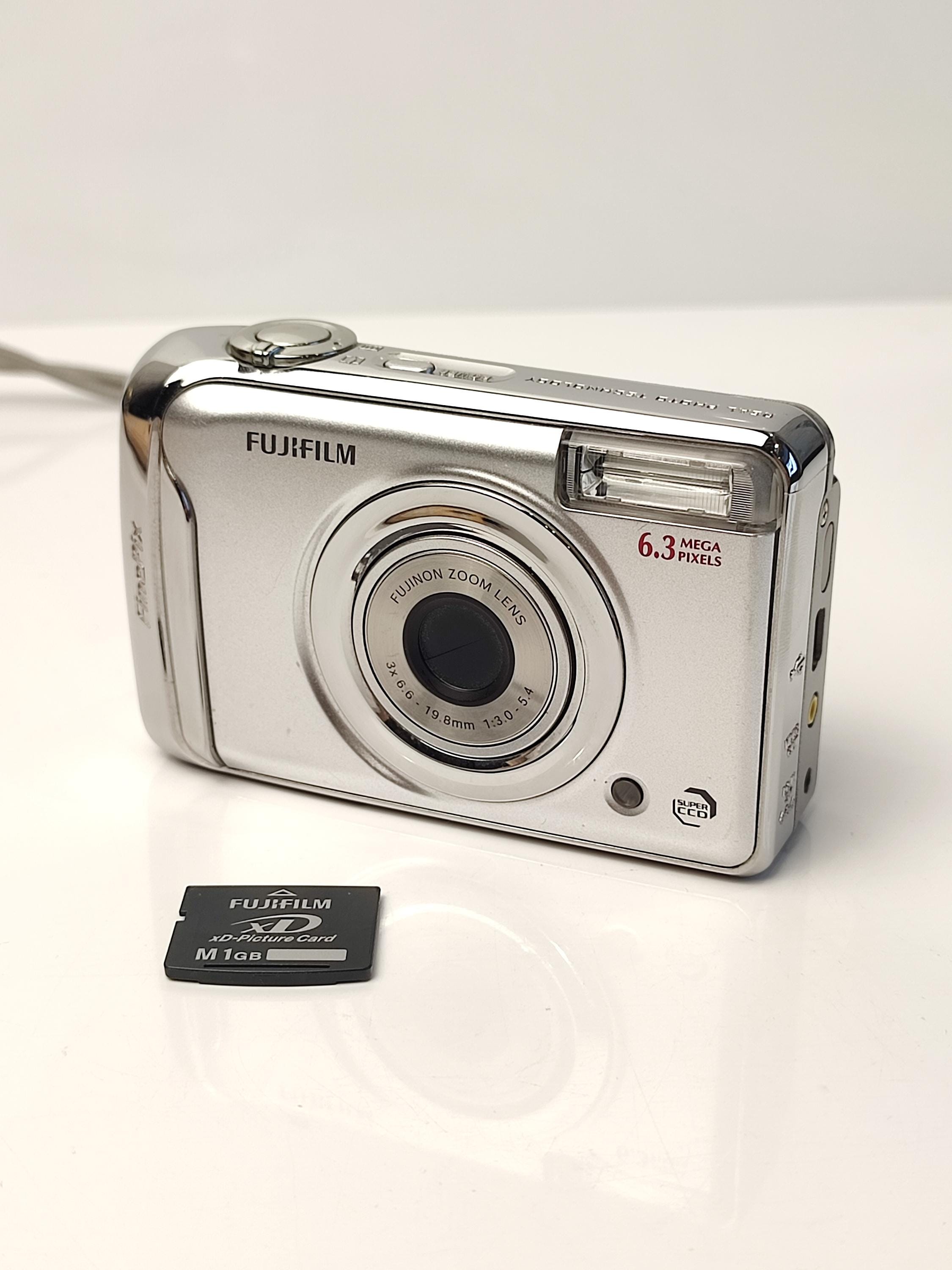 Fujifilm Finepix A610 Digital Camera Y2K 6.3MP Compact Point and