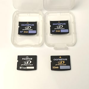 オリンパスおよび富士フイルムのデジタルカメラ用 XD ピクチャーカード XD メモリカード 2GB、1GB、32MB デジタルカメラストレージ