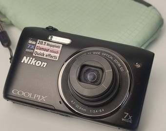 Nikon Coolpix S3400 Digital Camera 20.1MP 7x Zoom Compact Black