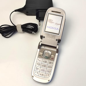 Nokia 2760 Flip Phone Vintage Mobile Cell Phone - Unlocked Cell Phone Nokia 2000s - Old school Mobile GSM button backup phone 2 display