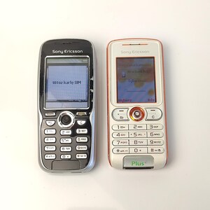 Custodia Classica In Pelle Per Sony Ericsson Z600, Z530i, W710i E Altri Modelli (Compatibile Con Vari)