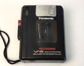 Registratore a cassette Panasonic RQ-L349 con sistema ad attivazione vocale, testato e funzionante (prodotto in Giappone).