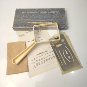 Vintage Big Magnifying Glass With Handle for reading Welterweight loupe in box vintage Hand Magnifier for reading