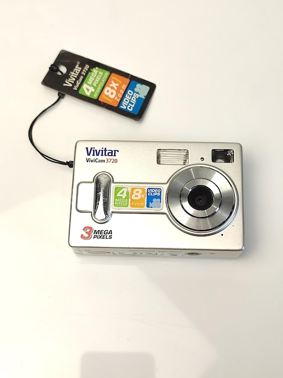 Camera Vivitar Vivicam 3720 3MP Digital Camera - Silver Y2k
