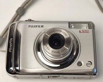 Fujifilm Finepix A610 Digital Camera Y2K 6.3MP Compact Point and