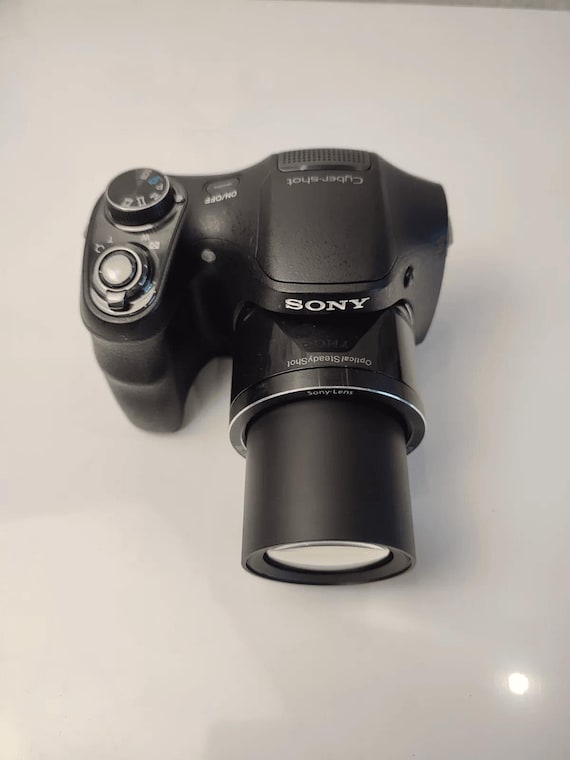Camera Sony Cyber-shot DSC-H200 20.1MP Digital Bridge 26x Zoom