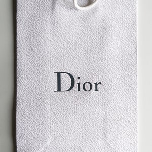 Dior paper shopping bag store