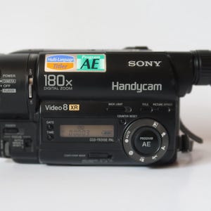 Videocamera vintage SONY Handycam CCD-TR315E Video 8 XR NightShot 0 Lux Made in Japan