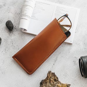 Estuche delgado de cuero para gafas, funda para gafas, soporte para gafas, estuche para gafas, funda para gafas de sol de lectura, bolsa de viaje para gafas, regalo para papá imagen 2