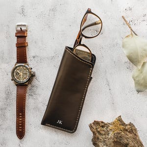 Personalized Leather Glasses Case, Customized Sunglasses Holder, Reading Eyeglass Sleeve, Eye Glasses Pouch, Soft Spectacle Protector