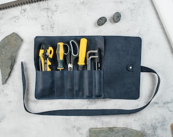 Tool Organizer, Dads Garage Storage, Leather Knife Roll, Tool Roll for Craftsmen, Chisel Storage, Custom Scissors Case, Carving Tools Holder