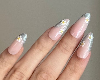 Flower Cat Eye Press ons Abstract Blue and Silver Glitter Fake Nail Almond Floral Nail Art Spring Holographic Color Shifting Velvet Magnetic