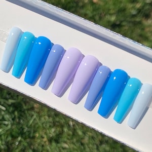 Purple to Blue Ombre Nails Gradient Design Press on Nails Pastel Shade Fake Nails Long Shape Handmade Simple Spring Nails Set Multicolor