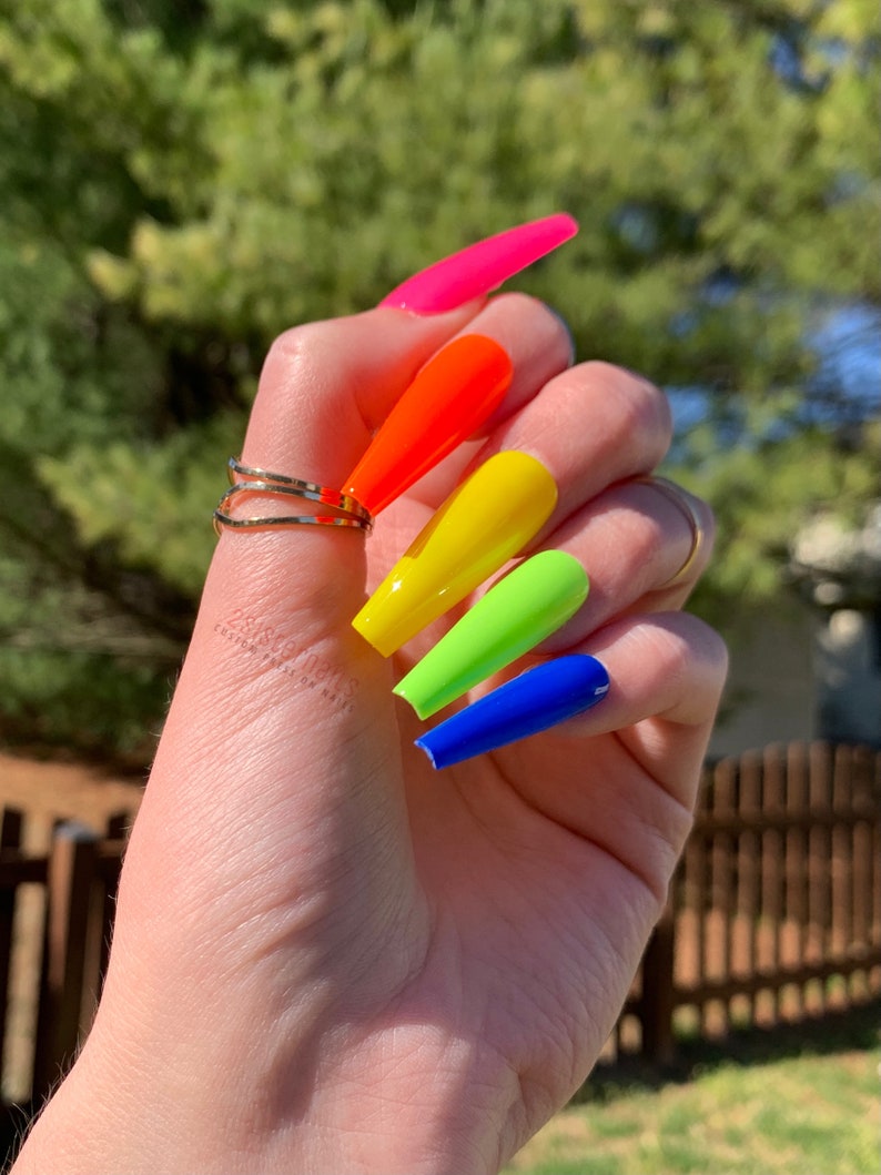 Pride Press On Nails Neon Rainbow Fake Nail Coffin Extra Long Length Short Medium Solid Fake Nail Summer Vacation Design Nail Art Woman Gift image 2