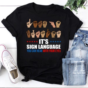 それは目で聞くことができる手話です。面白いバイデンのビンテージTシャツ、手話シャツ、面白いバイデンの手話シャツ