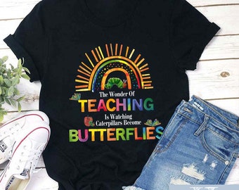 Ver a Caterpillar convertirse en mariposas maestra camiseta unisex, camisa de oruga, camisa de oruga hambrienta, regalo de regreso a la escuela