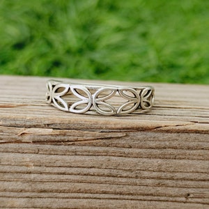 Round Flower Style Stacking sterling silver Band , handmade silver Band , stacking silver ring , charm silver ring , handcrafted boho ring